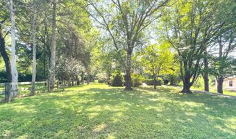 4113 PINERIDGE Dr, Annandale, VA 22003