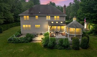 9 Santom St, Auburn, MA 01501