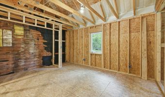 1372 Cramton Ave NE, Ada, MI 49301