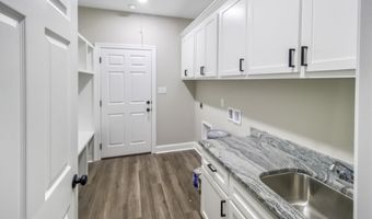 26390 Drawbaugh Rd, Athens, AL 35613