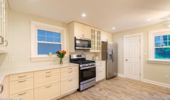 1305 4th Ave, Asbury Park, NJ 07712