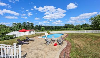 6 Jennifer Ln, Amherst, NH 03031