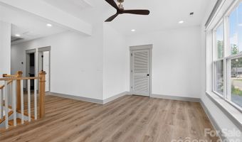 1617 Parson St, Charlotte, NC 28205