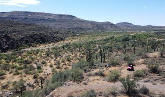 S Tillys Trail, Black Canyon City, AZ 85324