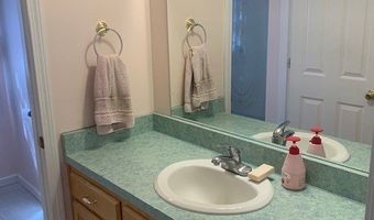 55 Alling Ct, Berlin, CT 06037