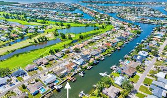 727 FLAMINGO Dr, Apollo Beach, FL 33572