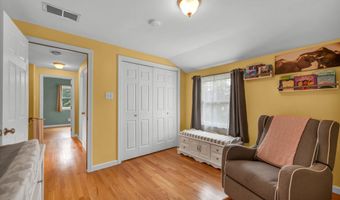 7 Beechwood Cir, Cromwell, CT 06416