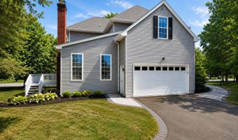2 Ellsworth Pl, Avon, CT 06001