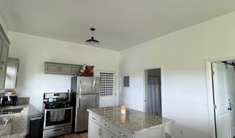 64-600 Mealani Rd, Kamuela, HI 96743