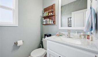 6416 N 142nd St, Basehor, KS 66007