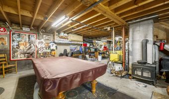 192 Cates Hill Rd, Berlin, NH 03570