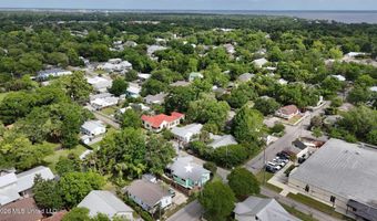 110 N Toulme St, Bay St. Louis, MS 39520