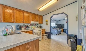945 Tanner Lndg, Monroe, MI 48161