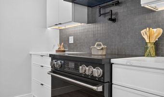 28 Amsden St 28, Arlington, MA 02474