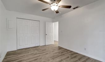 517 FAIRHOPE Dr, Apollo Beach, FL 33572