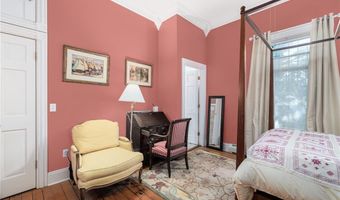 20 Berkeley Ave 2, Newport, RI 02840