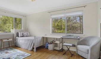 297 Cognewaugh Rd, Cos Cob, CT 06807