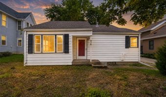 926 Duff Ave, Ames, IA 50010