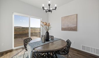 905 Bennington Dr, Box Elder, SD 57719