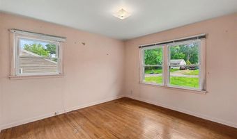 228 Newton Pl, Ballwin, MO 63021