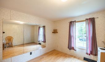 71 Kyle Ln, Auburn, ME 04210