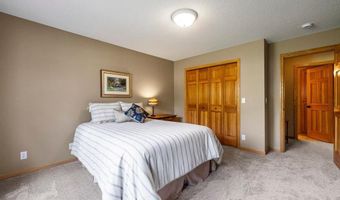 14425 Freesia Way, Apple Valley, MN 55124