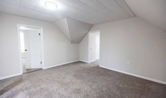 330 W McKeever St, Andrews, IN 46702