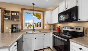 17881 E Wyoming Pl, Aurora, CO 80017