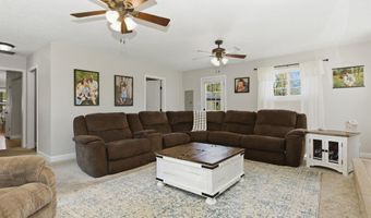 137 Edgewood Dr, Bedford, IN 47421