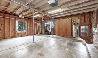 312 Riverside Dr, Arkadelphia, AR 71923