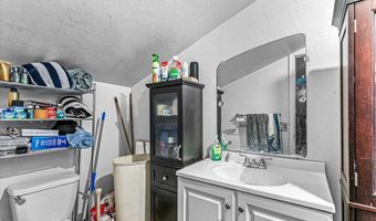 1330 N Mountain Ave, Ashland, OR 97520