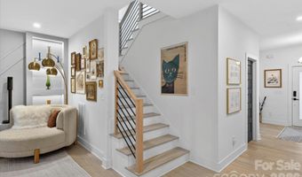 1608 Chippendale Rd, Charlotte, NC 28205