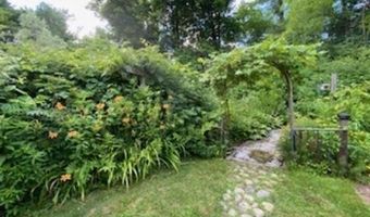 2 Mack Hill Rd, Amherst, NH 03031