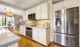 3374 Floyd, Los Angeles, CA 90068