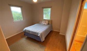 1268 Ulupii St, Kailua, HI 96734