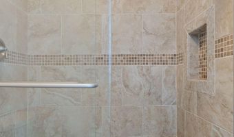 5759 W DRAKE Ct, Chandler, AZ 85226