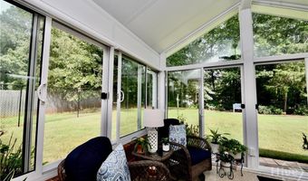 102 Meadow Creek Dr, Athens, GA 30605
