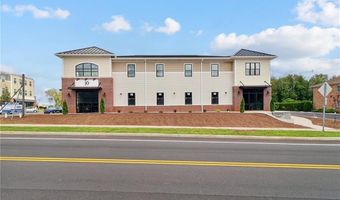 10 Steele Blvd 202, Berlin, CT 06037