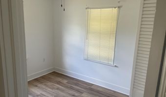 8 Raymond St, Andrews, SC 29510