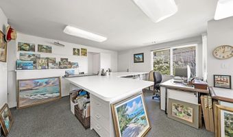 3746 Pukalani Pl, Honolulu, HI 96816