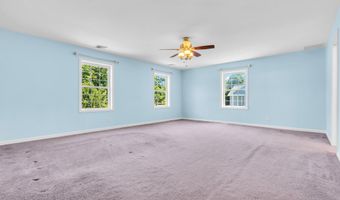 563 Vanderbilt Ave, Bayville, NJ 08721