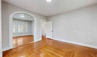 49 Gilbert Ave, Bloomfield, CT 06002