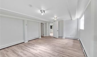 8 Sojo Rd Legal In-Law, Brookfield, CT 06804