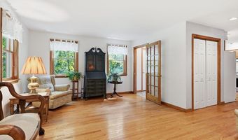 232 Gold St, Belchertown, MA 01007