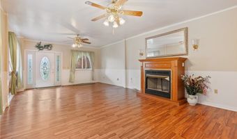 2422 E Carson St, Airville, PA 15203