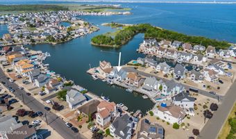 26 Jib Ct, Bayville, NJ 08721