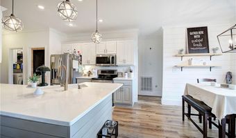 380 Bowdoin Ln SW, Adairsville, GA 30103