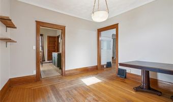 218 N Huber St, Anamosa, IA 52205