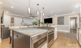 4121 Sheridan Dr, Charlotte, NC 28205