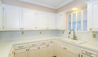 1118 Lincoln St, Alice, TX 78332